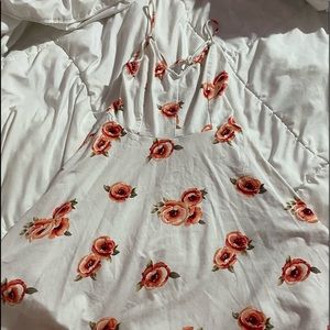 FOREVER 21 Floral Skater Dress